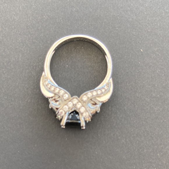 3/$20 in Bundle.  Black Onyx Crystal Ring - Picture 2 of 3